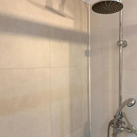 Alfama Fado No Coracao De * Lisbona